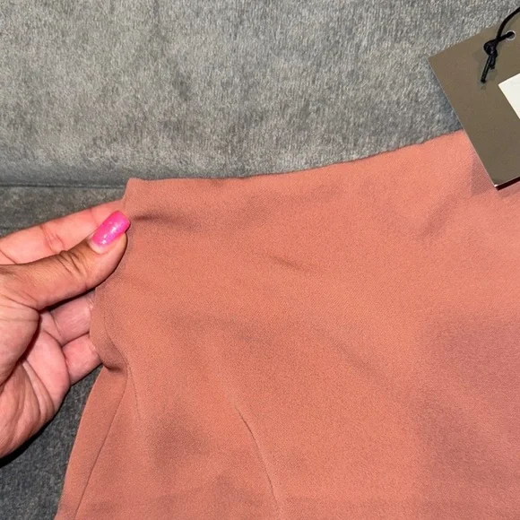 Lelis- One-Shoulder mauve color Bodysuit size Small - Picture 5 of 11